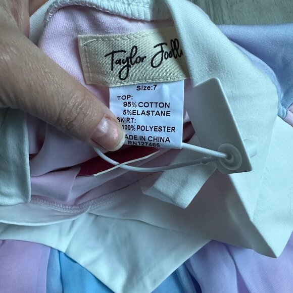 Taylor Joelle Ombré Dreaming Dress - Picture 3 of 3